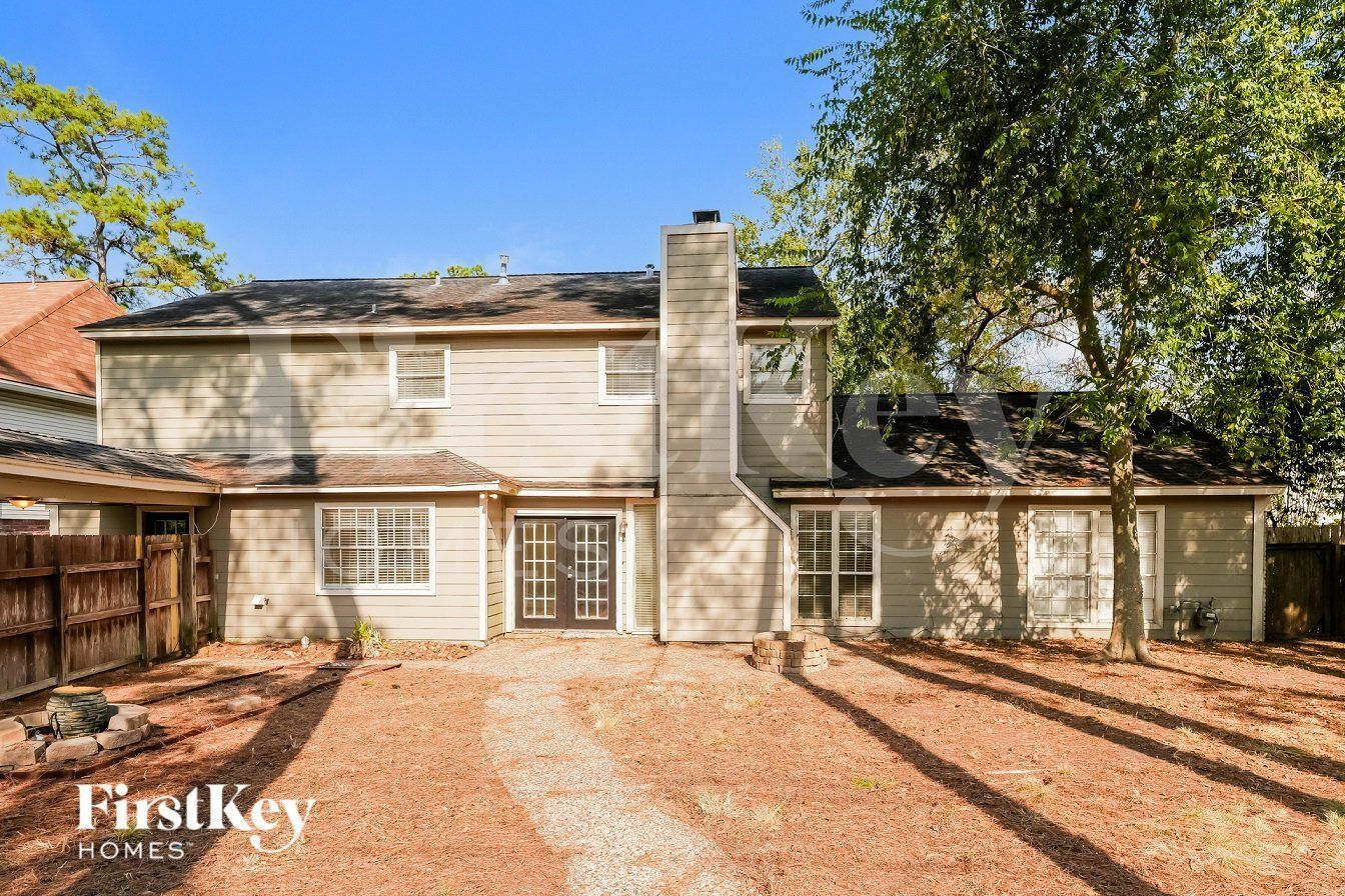 Building Photo - 17327 Rolling Creek Dr