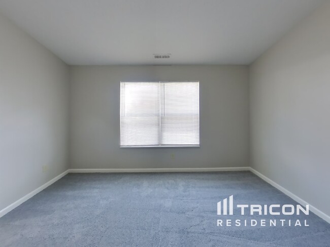 Building Photo - 11392 Pegasus Dr
