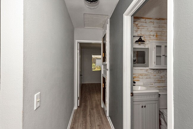 Building Photo - Charming 2BR Home in 55+ Oceanside Community with Solar & In-Unit Laundry