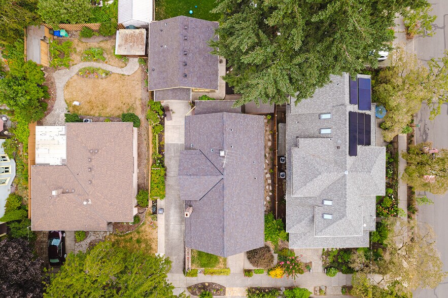 Building Photo - 4116 SE 10th Ave