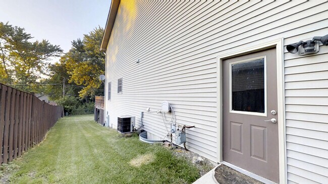 Building Photo - 1112 Norfolk St