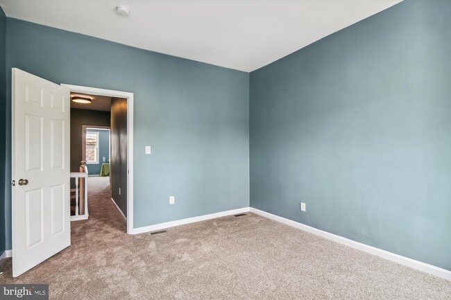 Building Photo - 1648 Normal Ave