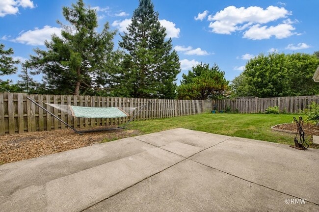 Building Photo - 309 Thistle Dr