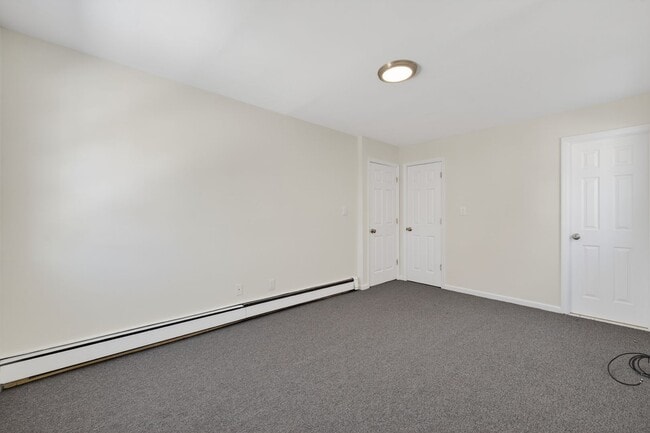 Building Photo - 147-20 226th St