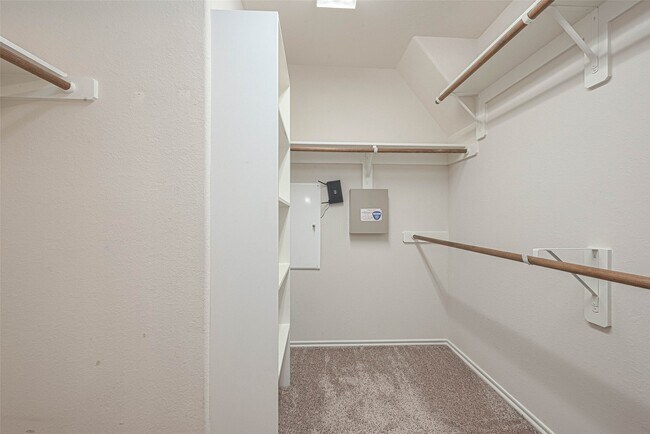 Building Photo - 24630 Folkstone Cir