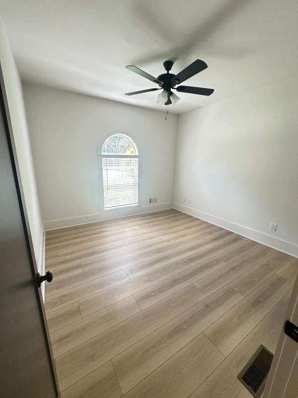 Building Photo - 2894 Sterling Dr NW