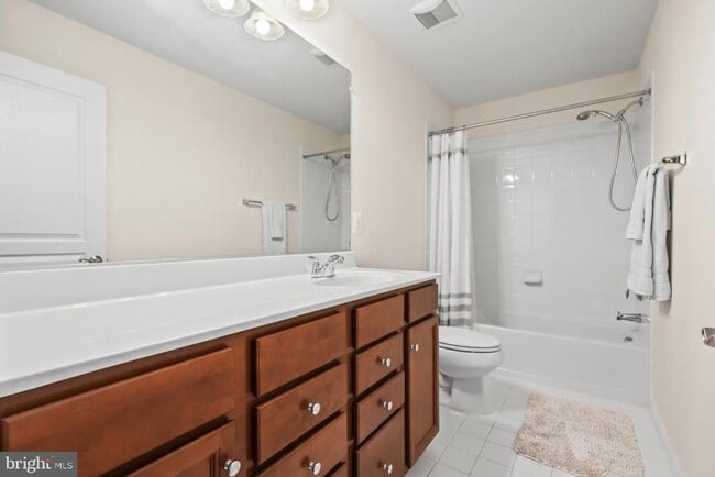 Building Photo - 14738 Mason Creek Cir