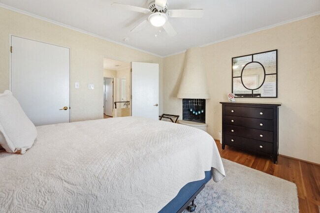 Building Photo - 269 Debordieu Blvd