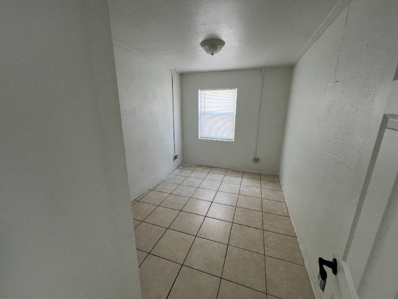 Building Photo - 1318 SE 7th Ave