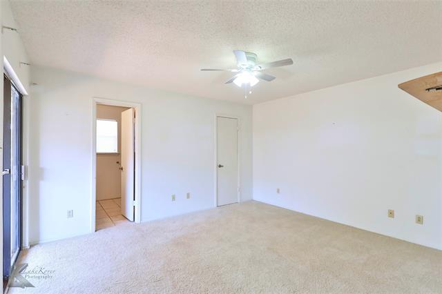 Building Photo - 4074 Russell Ave