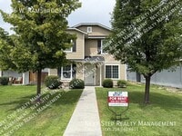 Building Photo - 486 W Ramsbrook St
