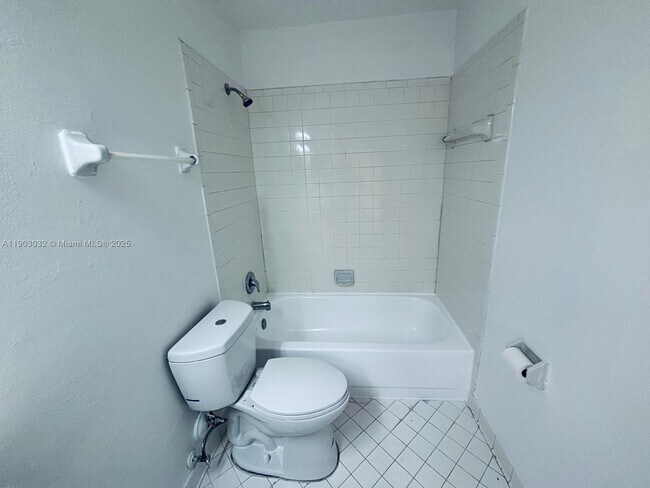 Building Photo - 3453 NW 44th St