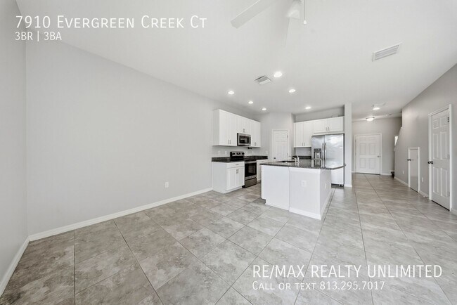 Building Photo - 7910 Evergreen Creek Ct