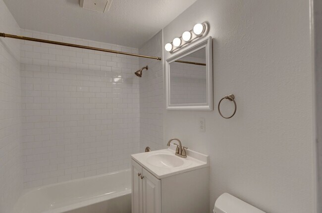 Building Photo - L730 Harrier