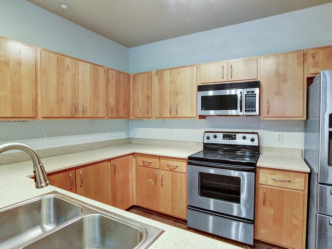 Building Photo - 1125 NW 9th Ave