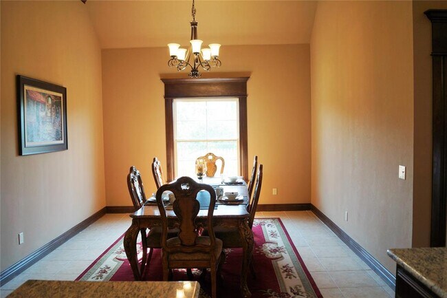Building Photo - 17408 Braken Dr