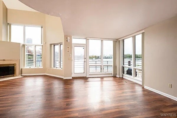 Building Photo - 160 Rivermist Dr