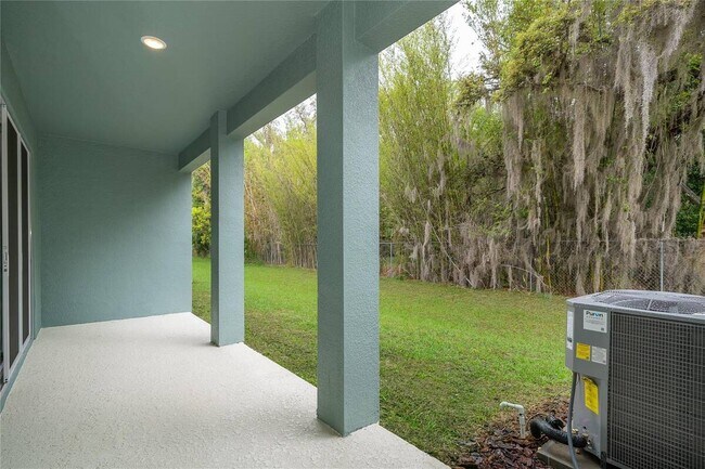 Building Photo - 5261 Luisa Ct