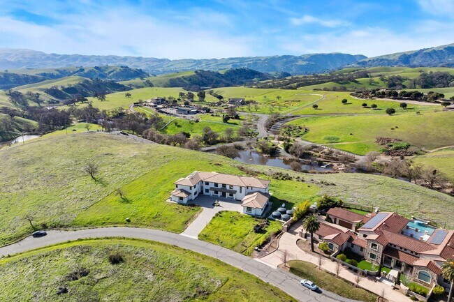 Building Photo - 7778 Laguna Heights Ct