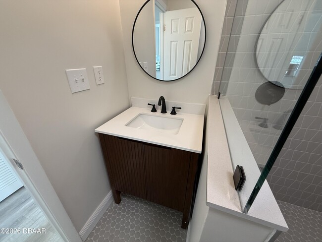 Building Photo - 157 15th St