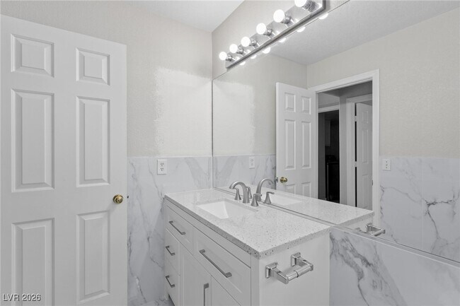 Building Photo - 7652 Botany Bay Dr