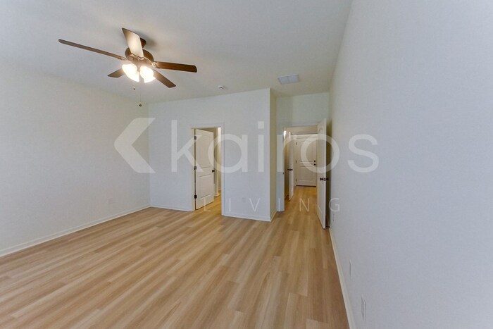 Building Photo - 100 Foggy Ln