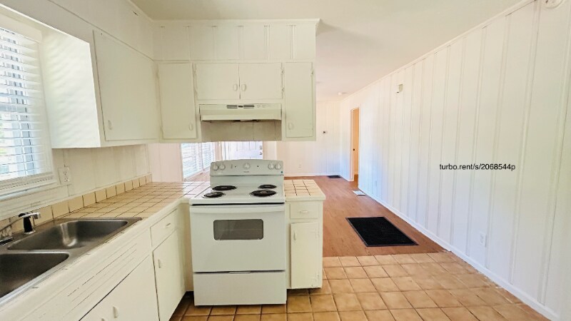Building Photo - 7062 Felton Ln