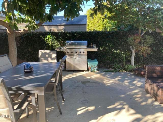 Building Photo - 238 N Palm Ave