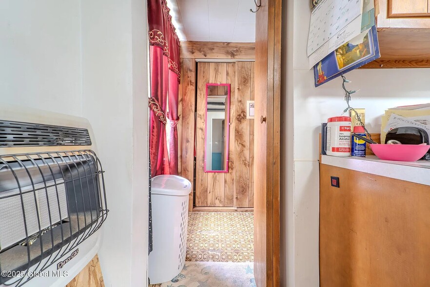 Floor 2, Bedroom 1 - 2 Front St