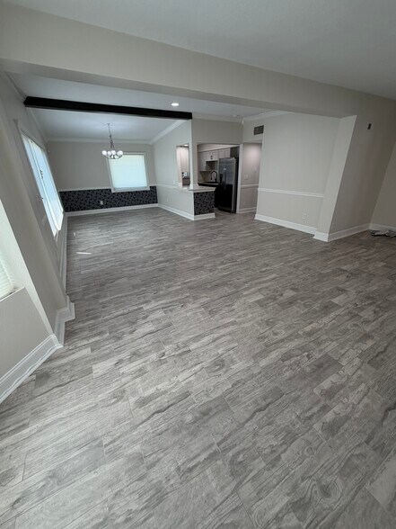 Building Photo - 268 2nd St