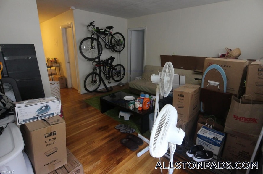 Building Photo - 20 Armington St