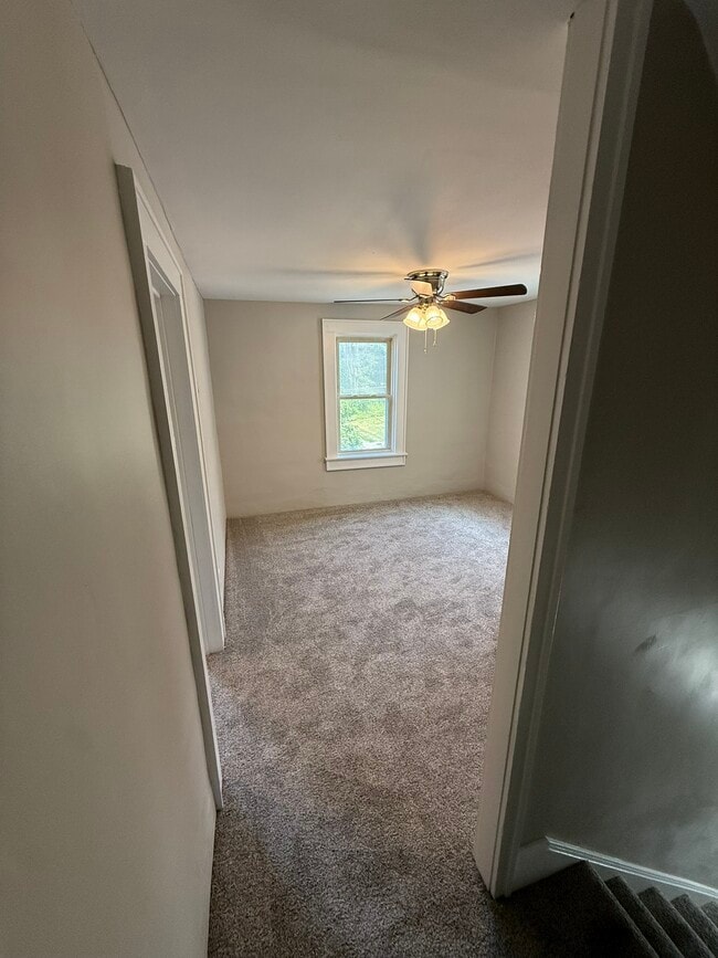 Building Photo - 1452 Honodle Ave