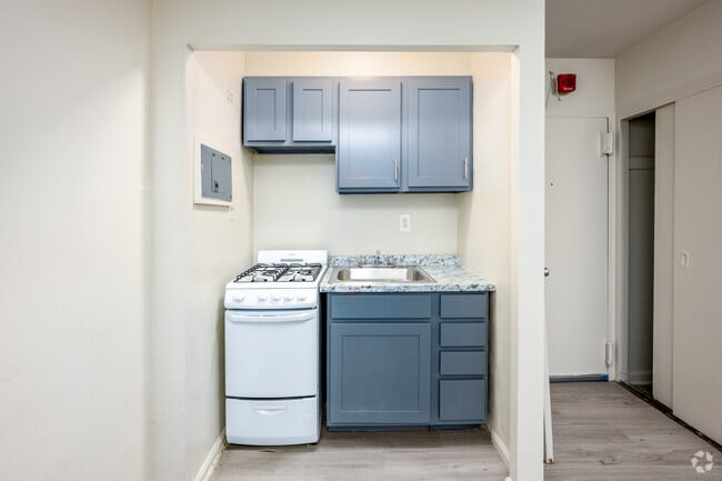 Building Photo - Holmead Apartments