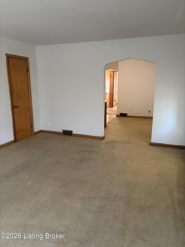 Building Photo - 218 W Florence Ave