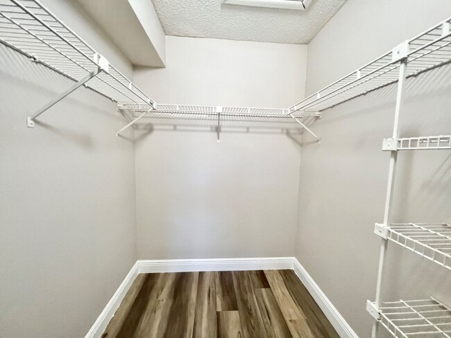 Building Photo - Mystic Gardens 5329-2915