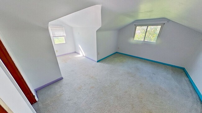 Building Photo - Single Family Home
