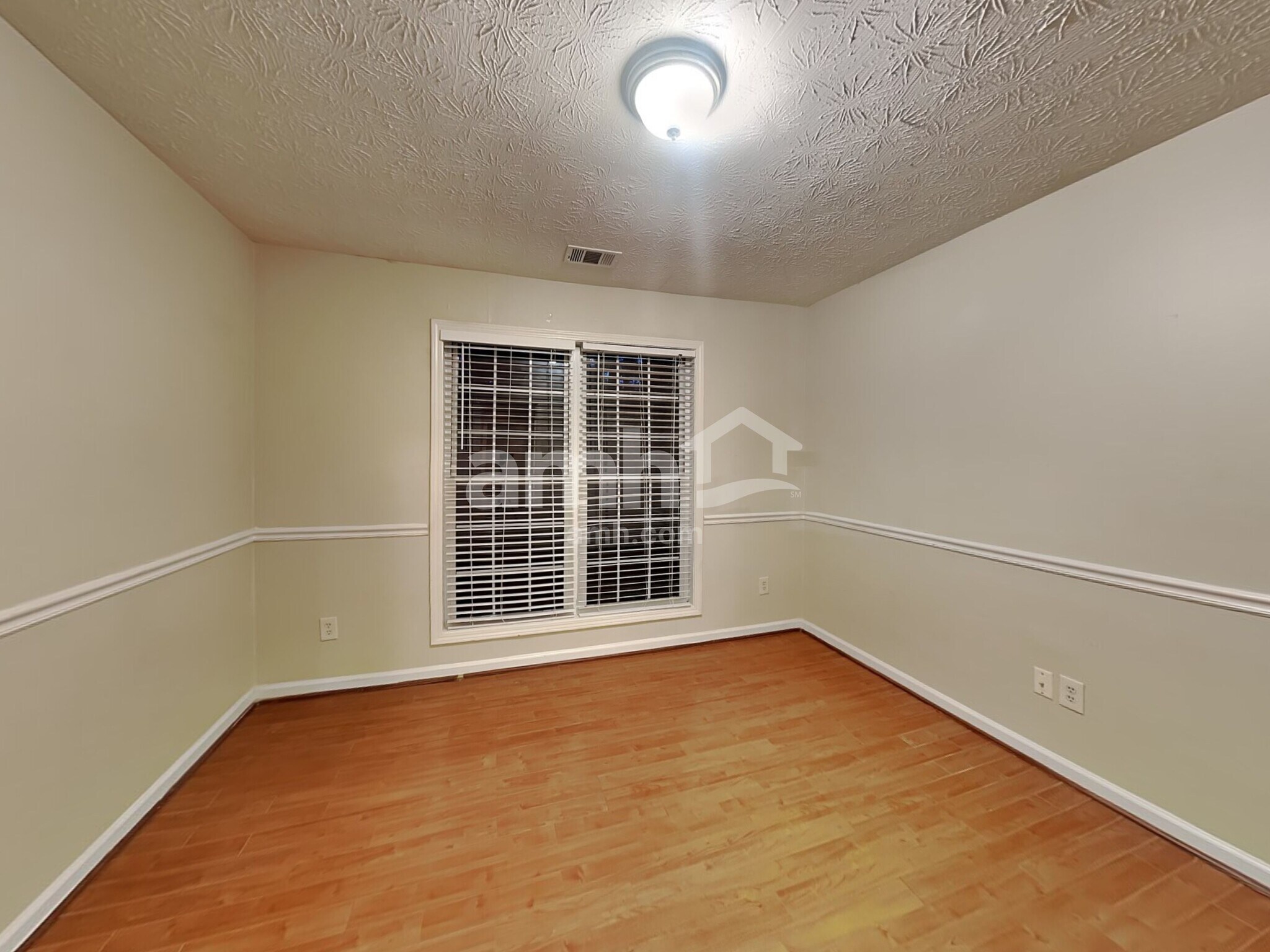 Building Photo - 670 Old Johnson Rd