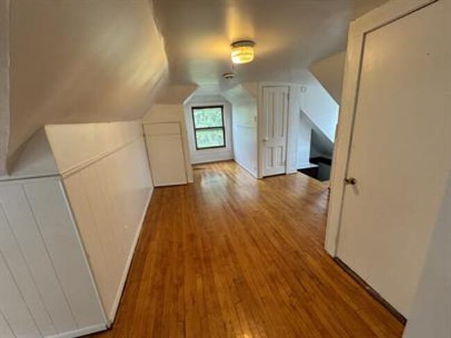 Building Photo - 227 N Marion St