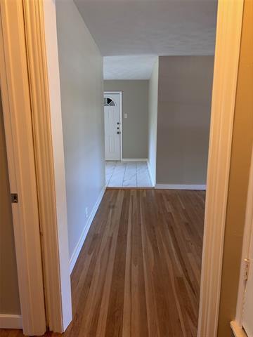 Building Photo - 1110 Edinburg Ln