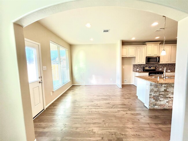 Building Photo - 20618 Sweetstone Grove Ln