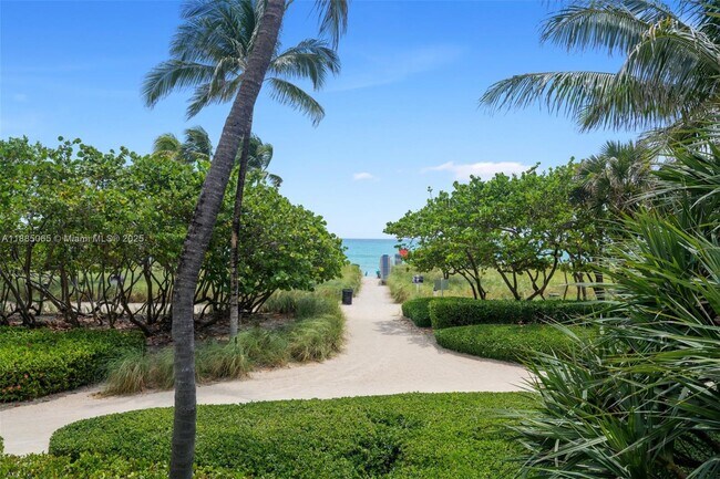 Building Photo - 10185 Collins Ave