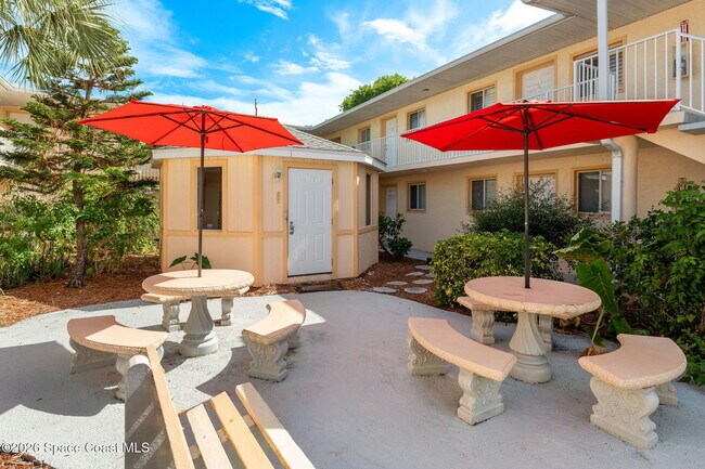 Building Photo - 211 Circle Dr