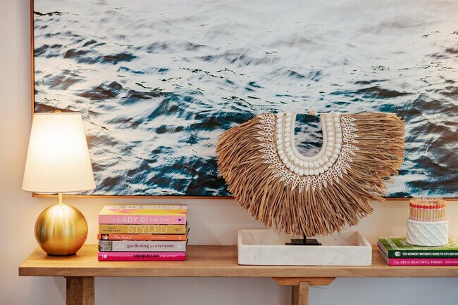 Building Photo - 610 38th St