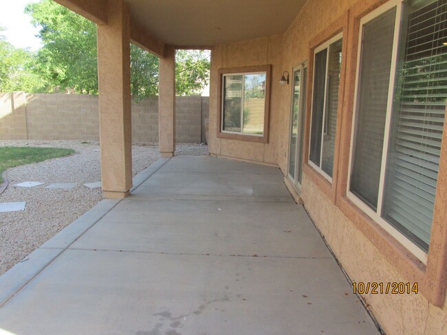 Building Photo - Spacious 4 Bedroom home in Johnson Ranch