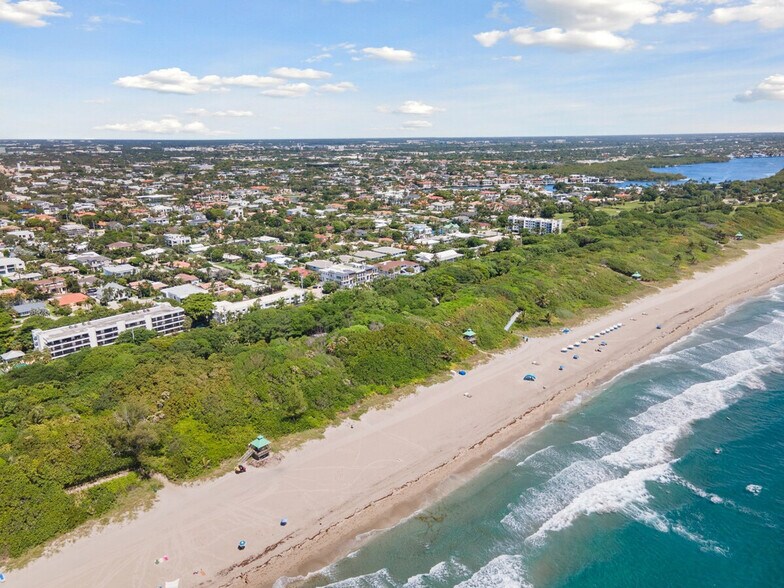 Building Photo - 911 NE 4th St