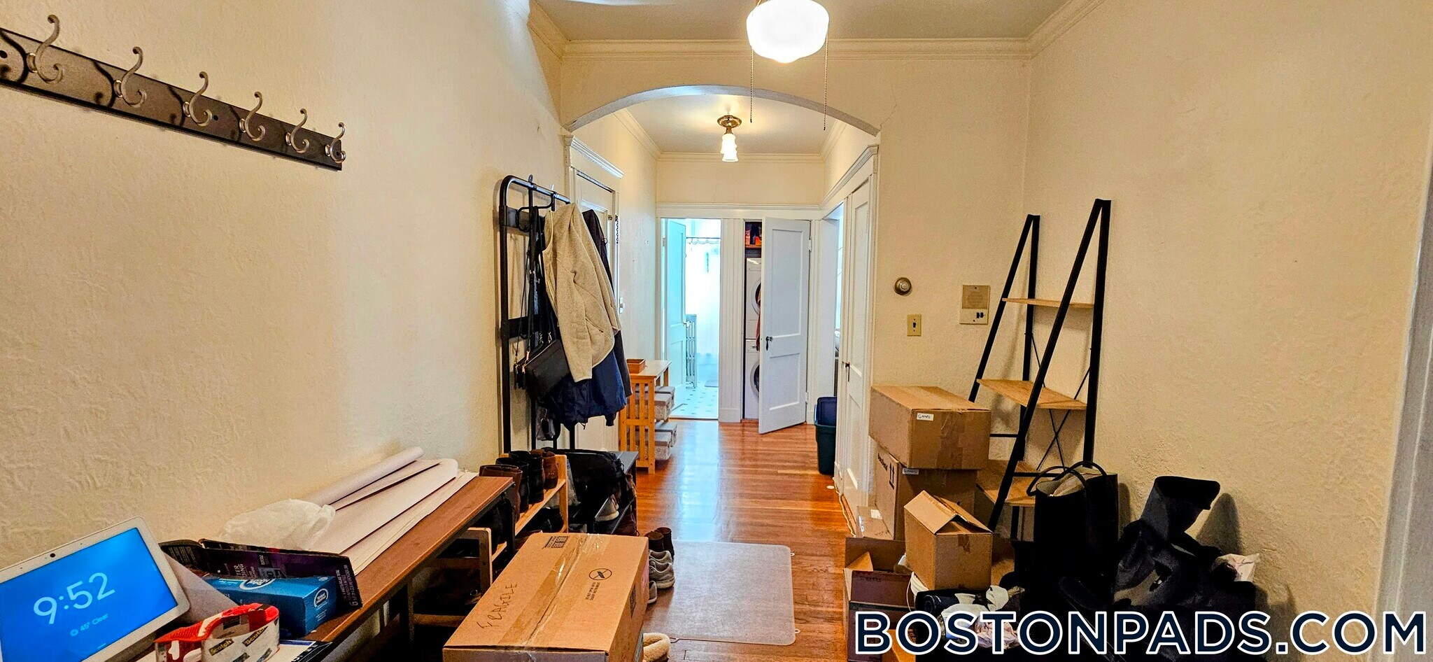 Building Photo - 52 Babcock St