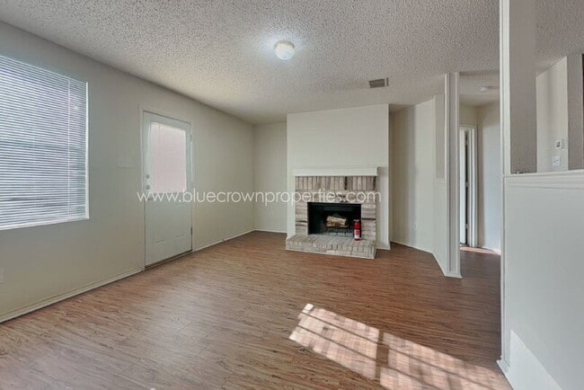 Building Photo - 12109 Wolfson St