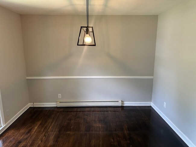 Dining room - 5822 Craftsbury Dr