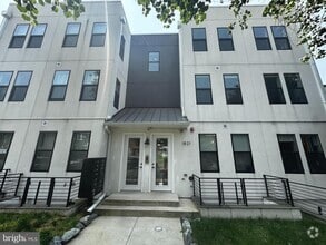 Building Photo - 1821 I St NE