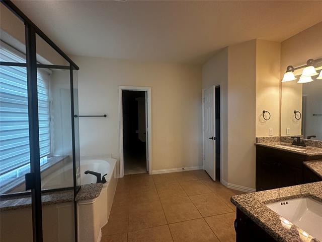 Building Photo - 14524 Marigold Dr